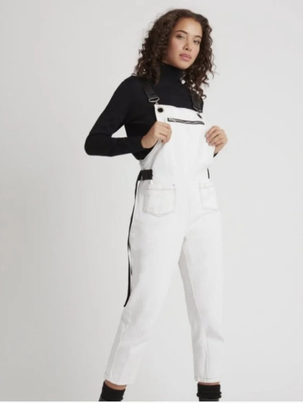 Choosy Off White Dumbo Overalls with Black Straps S‎